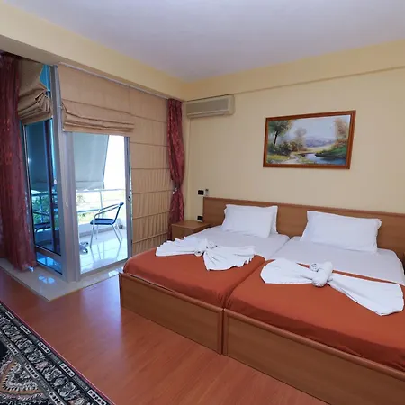 Hotel Viktoria Golem (Tirana)