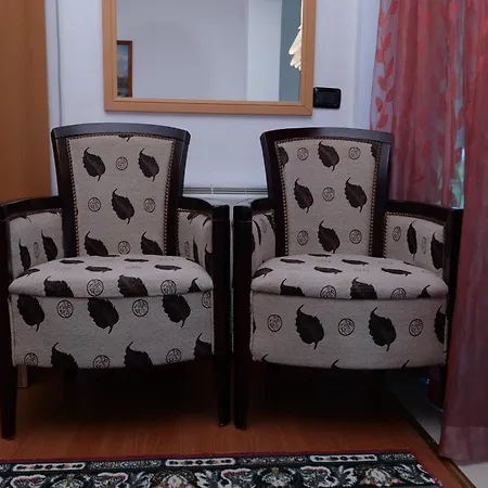 Viktoria Hotel Golem (Tirana)