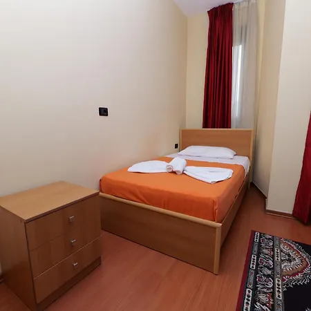 Viktoria Hotel Golem (Tirana)