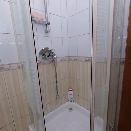 Viktoria 3* Golem (Tirana)