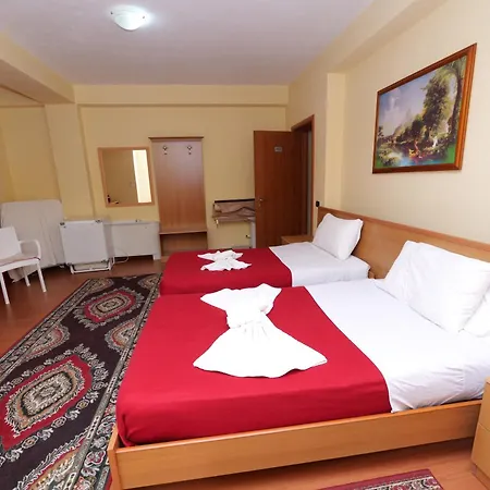 Viktoria Golem (Tirana)