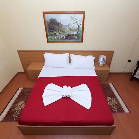 Viktoria 3*