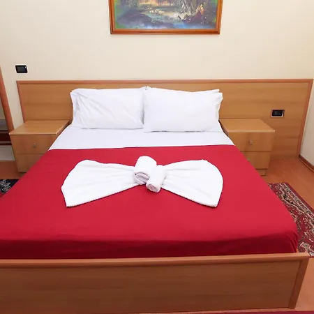 Viktoria 3* גולם