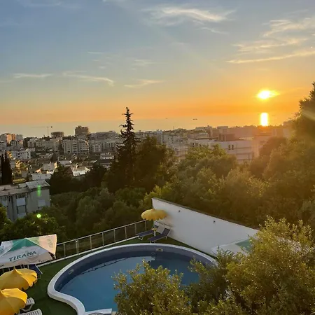 Viktoria 호텔 골렘